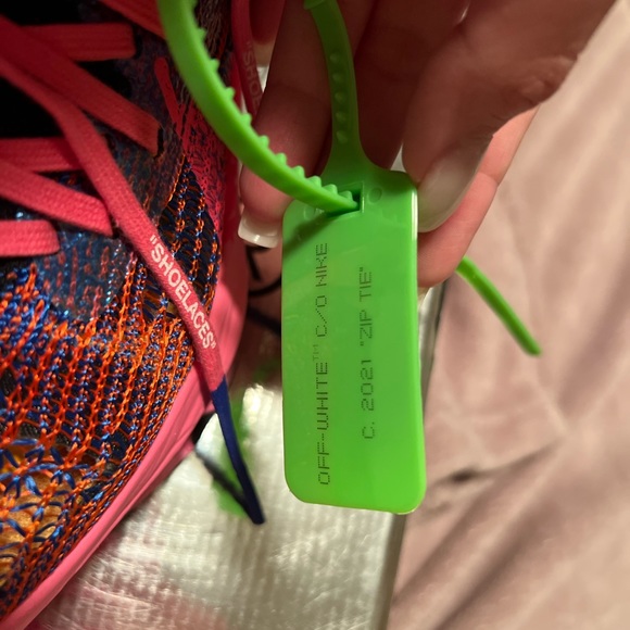 Off White X Nike Air Zoom Tempo Next% ‘Pink Glow’ - Picture 4 of 6